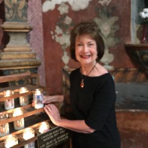 Meet your Posher, Gwen mclain